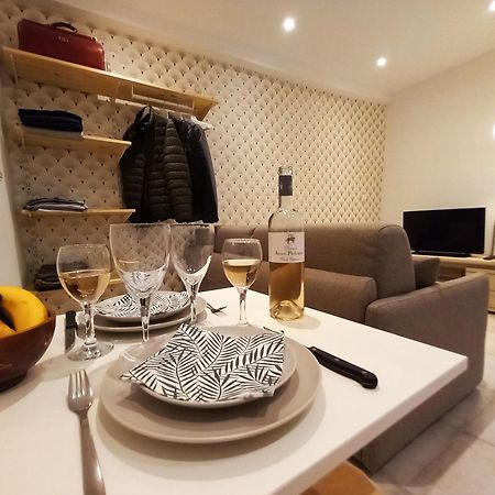 #2 Studio # Place Charmante Toulon Bagian luar foto